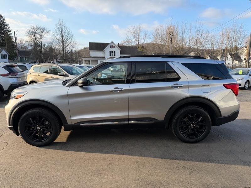 Ford Explorer XLT AWD 2020