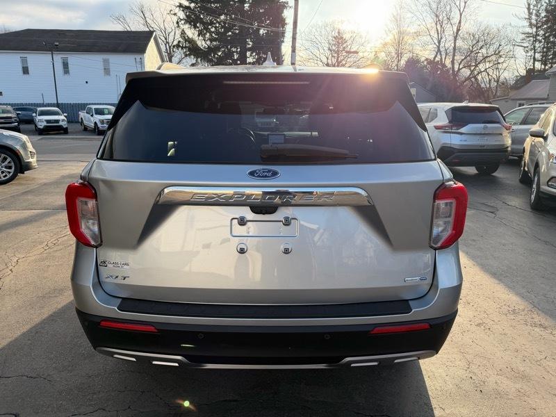 Ford Explorer XLT AWD 2020