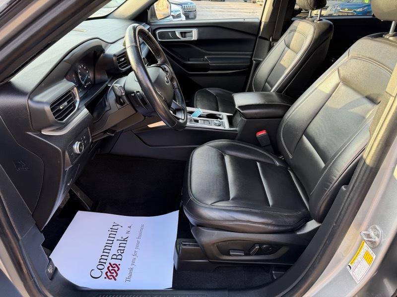 Ford Explorer XLT AWD 2020