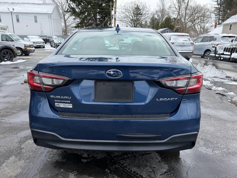 Subaru Legacy Premium AWD 2021