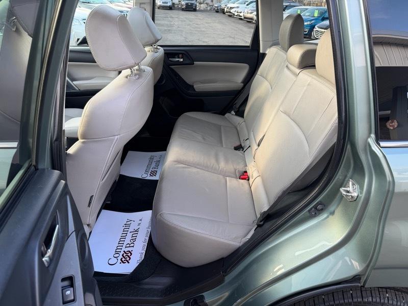 Subaru Forester 2.5i Touring 2016