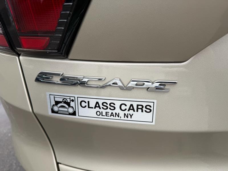 Ford Escape SEL 4WD 2018