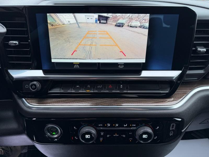 Chevrolet Silverado 1500 LT-L Crew Cab 4WD 2022