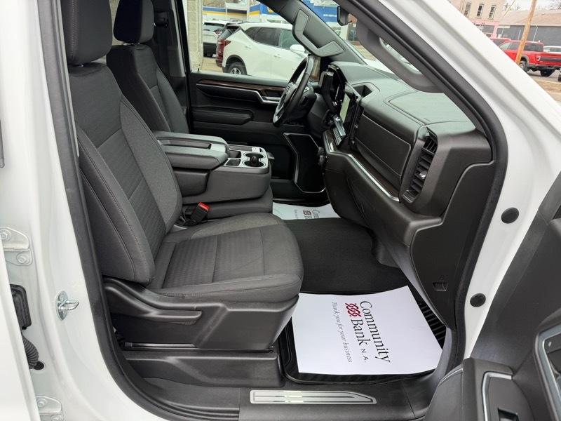 Chevrolet Silverado 1500 LT-L Crew Cab 4WD 2022