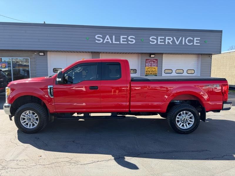 Ford F-250 SD XLT SuperCab Long Bed 4WD 2017