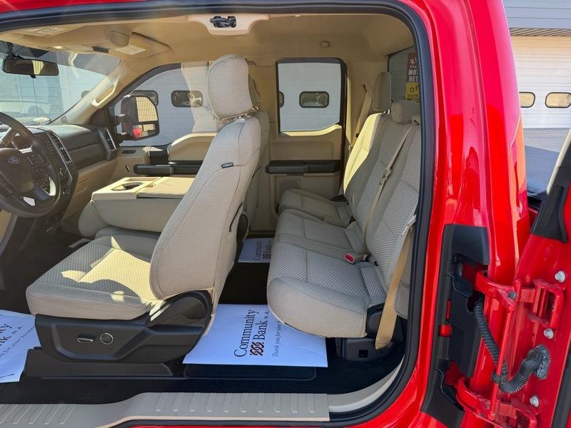 Ford F-250 SD XLT SuperCab Long Bed 4WD 2017