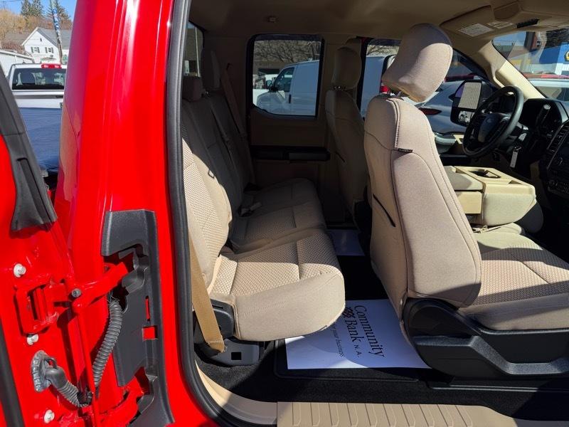 Ford F-250 SD XLT SuperCab Long Bed 4WD 2017