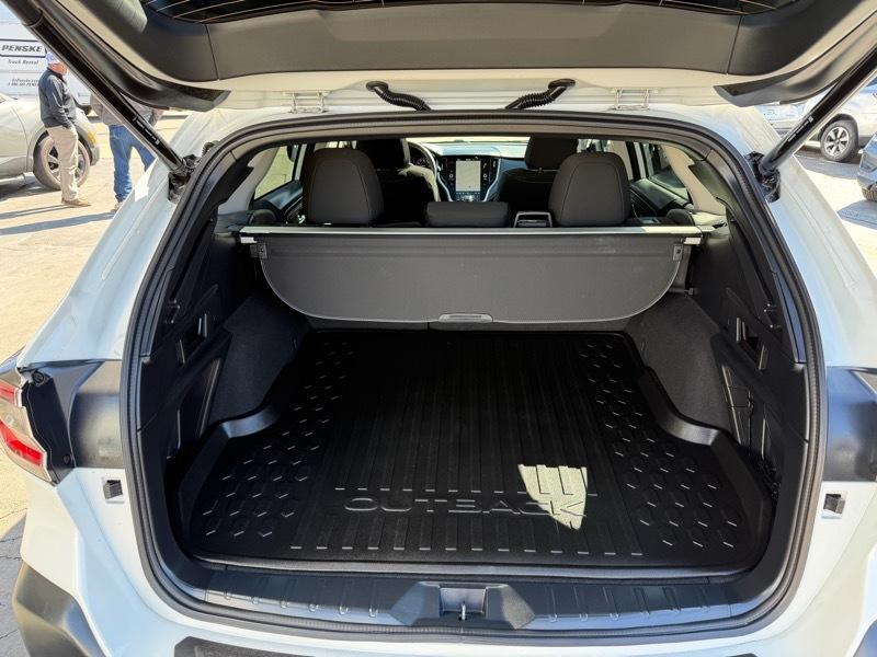 Subaru Outback Premium 2025