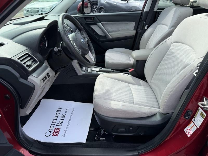 Subaru Forester 2.5i Premium PZEV CVT 2017