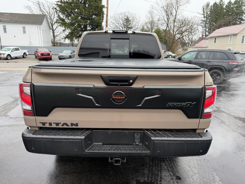 Nissan Titan PRO-4X Crew Cab 4WD 2020