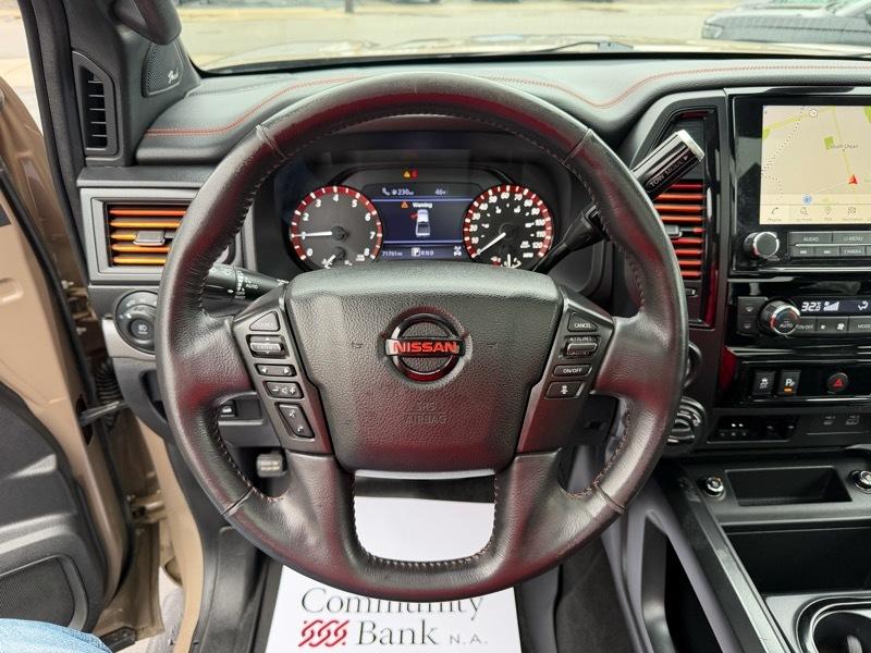 Nissan Titan PRO-4X Crew Cab 4WD 2020