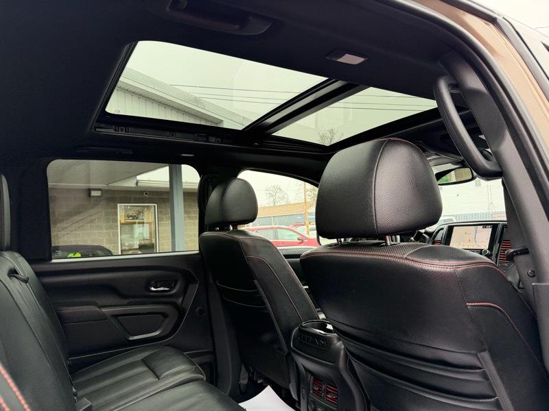 Nissan Titan PRO-4X Crew Cab 4WD 2020