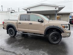 2020 Nissan Titan 