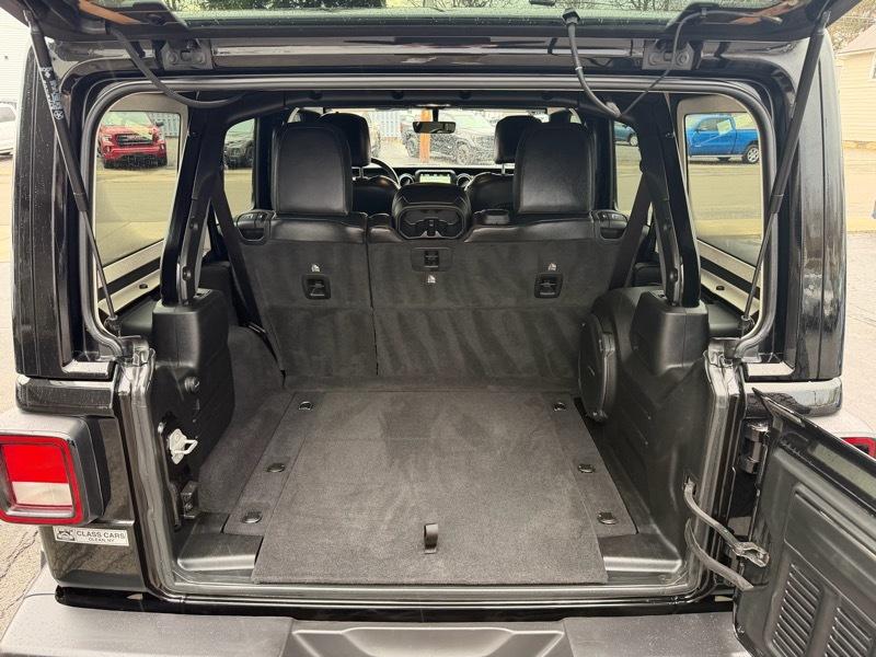 Jeep Wrangler Unlimited Sahara High Altitude 2022