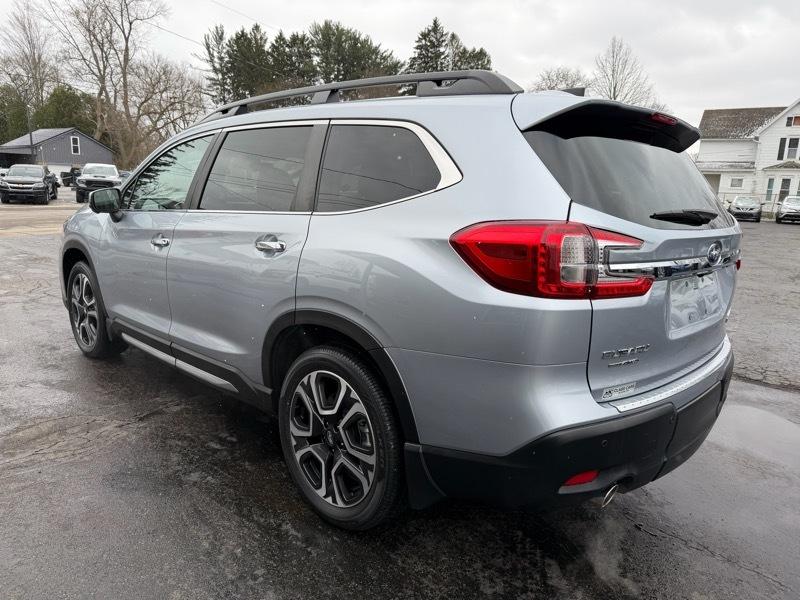 Subaru Ascent Touring 2023