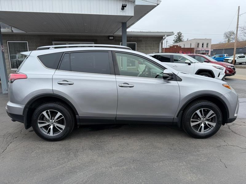Toyota RAV4 XLE AWD 2018
