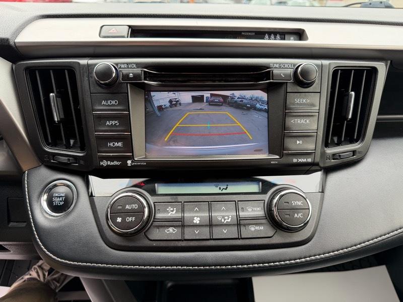 Toyota RAV4 XLE AWD 2018