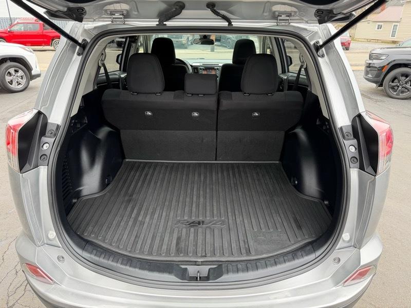 Toyota RAV4 XLE AWD 2018