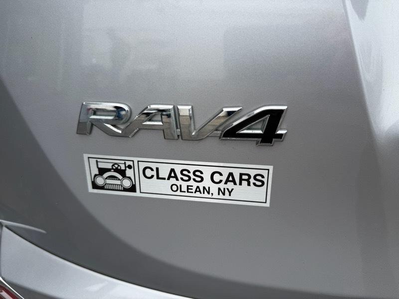 Toyota RAV4 XLE AWD 2018