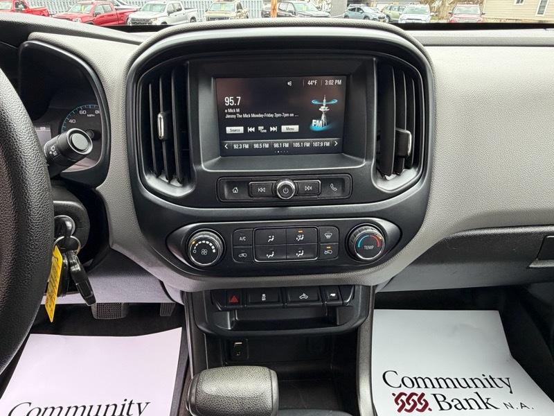 Chevrolet Colorado Work Truck Crew Cab 4WD Short Box 2018