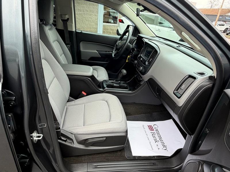 Chevrolet Colorado Work Truck Crew Cab 4WD Short Box 2018