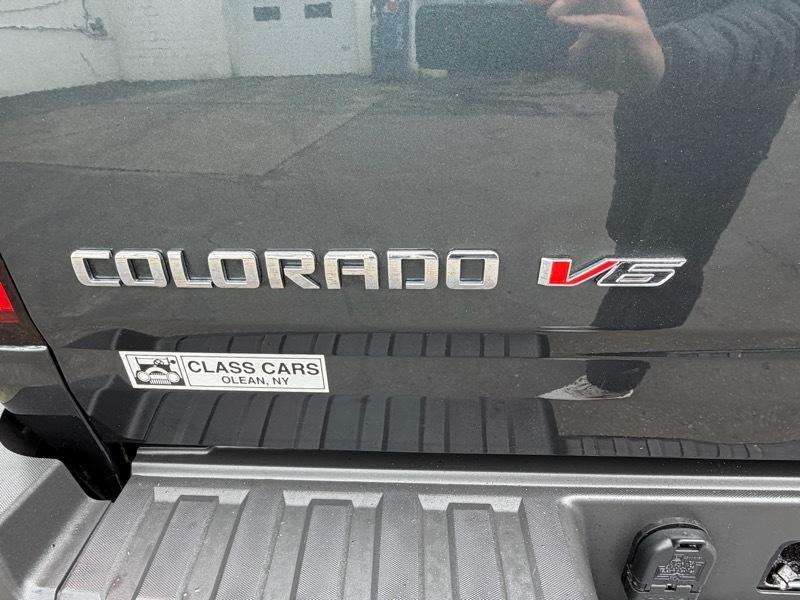 Chevrolet Colorado Work Truck Crew Cab 4WD Short Box 2018