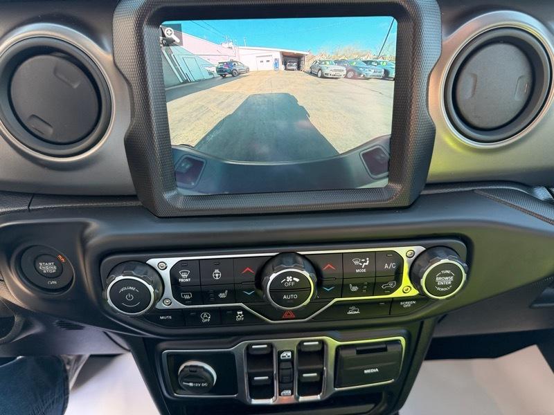 Jeep Gladiator Sport 2021