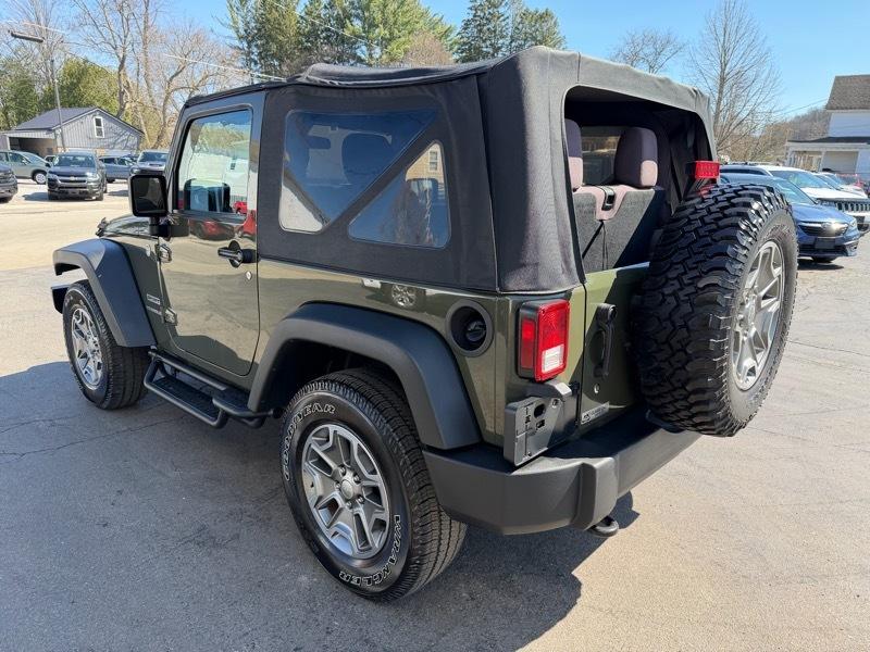 Jeep Wrangler Sport 4WD 2015