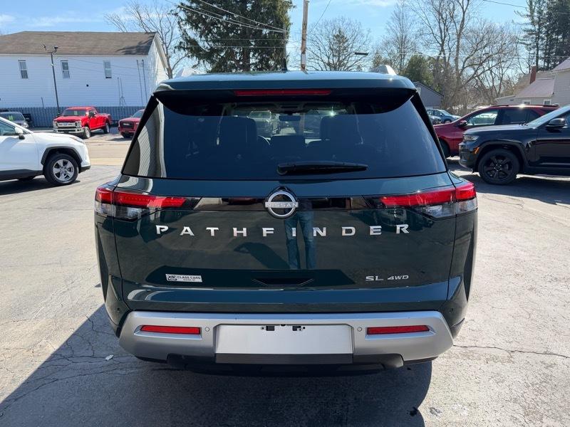 Nissan Pathfinder SL 4WD 2025