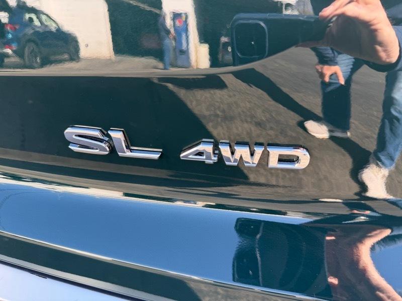 Nissan Pathfinder SL 4WD 2025