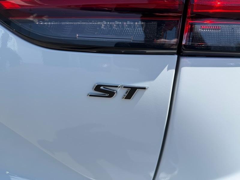 Buick Envision Essense AWD 2023