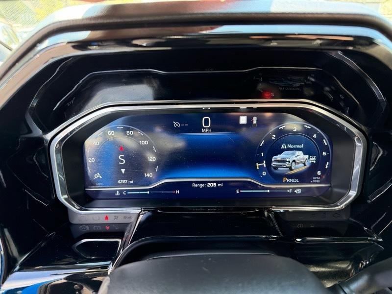 Chevrolet Silverado 1500 LT Crew Cab 4WD 2022