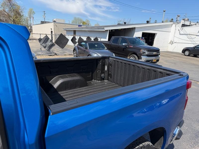 Chevrolet Silverado 1500 LT Crew Cab 4WD 2022