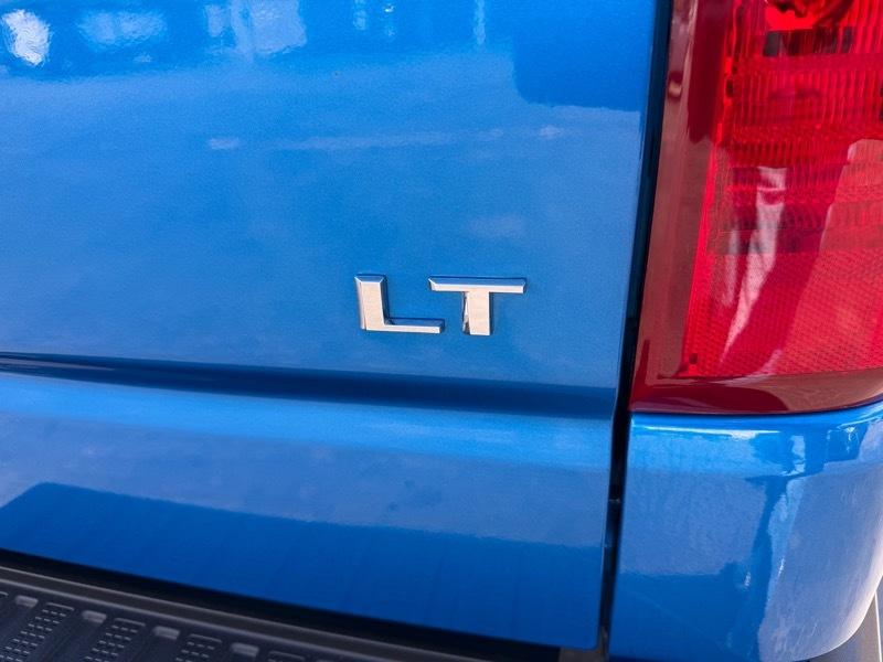 Chevrolet Silverado 1500 LT Crew Cab 4WD 2022