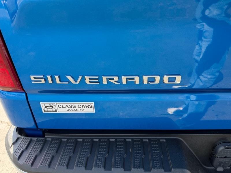 Chevrolet Silverado 1500 LT Crew Cab 4WD 2022