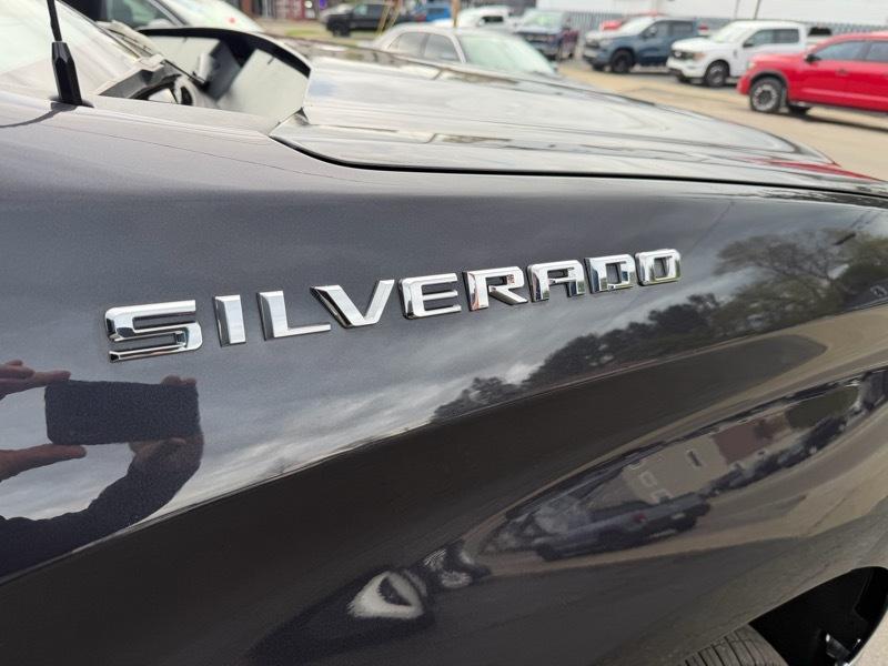 Chevrolet Silverado 1500 LT-L Crew Cab 4WD 2024