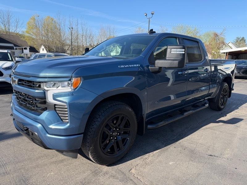 Chevrolet Silverado 1500 RST Crew Cab 4WD 2024