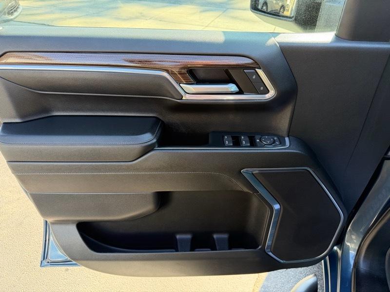 Chevrolet Silverado 1500 RST Crew Cab 4WD 2024