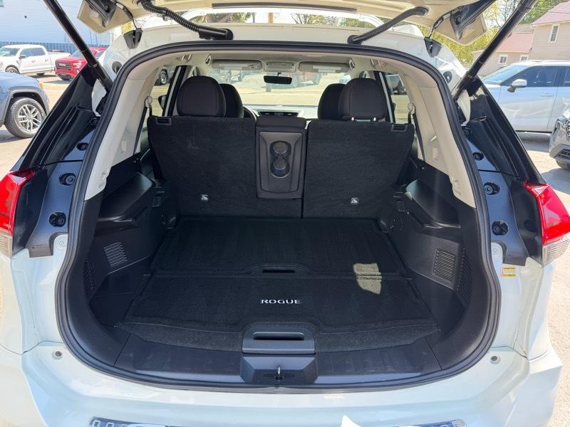 Nissan Rogue SV AWD 2018