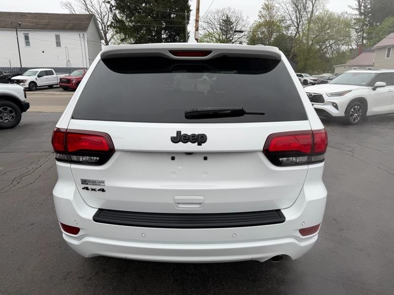 Jeep Grand Cherokee Altitude 4D SUV 4WD 2020