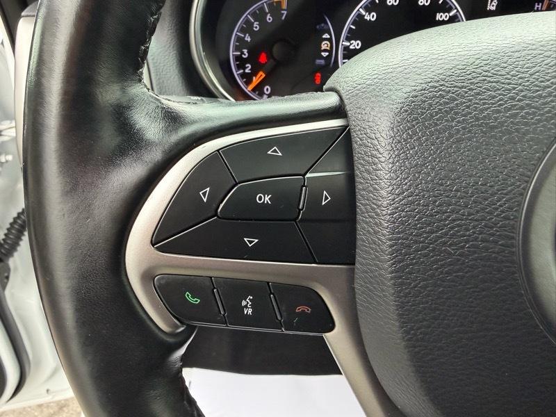 Jeep Grand Cherokee Altitude 4D SUV 4WD 2020