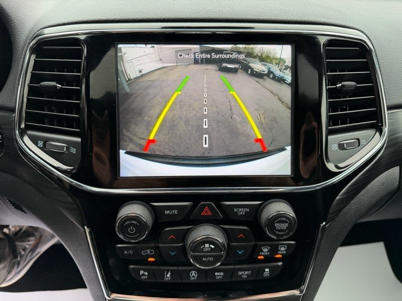 Jeep Grand Cherokee Altitude 4D SUV 4WD 2020