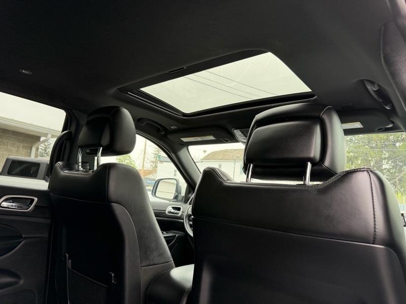 Jeep Grand Cherokee Altitude 4D SUV 4WD 2020