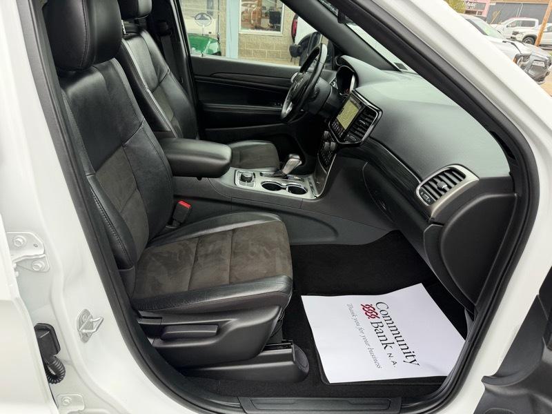 Jeep Grand Cherokee Altitude 4D SUV 4WD 2020