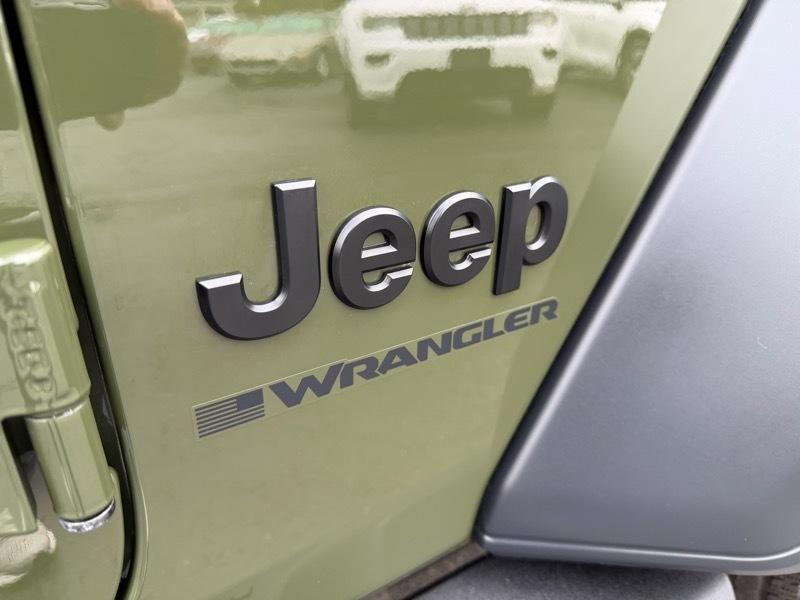 Jeep Wrangler Sport 2023
