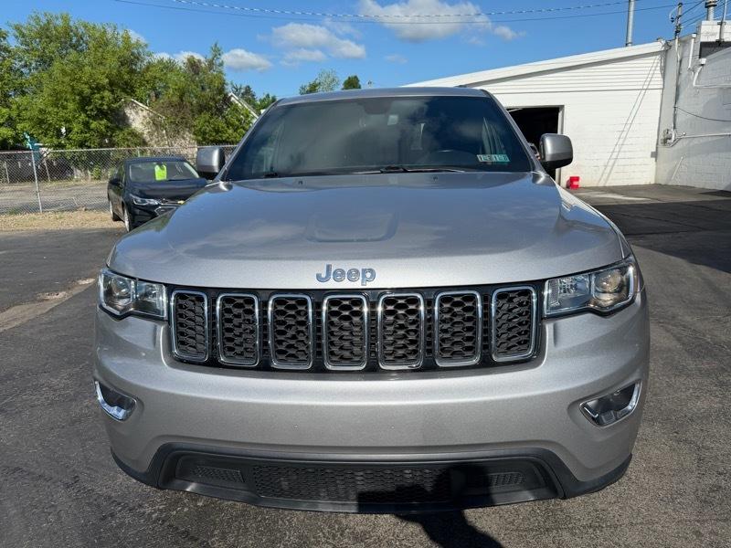 Jeep Grand Cherokee Laredo 4WD 2020