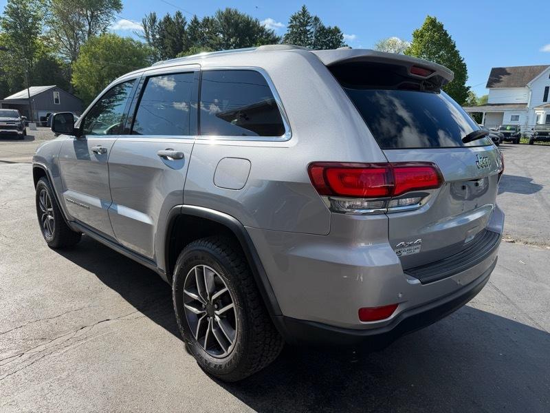 Jeep Grand Cherokee Laredo 4WD 2020
