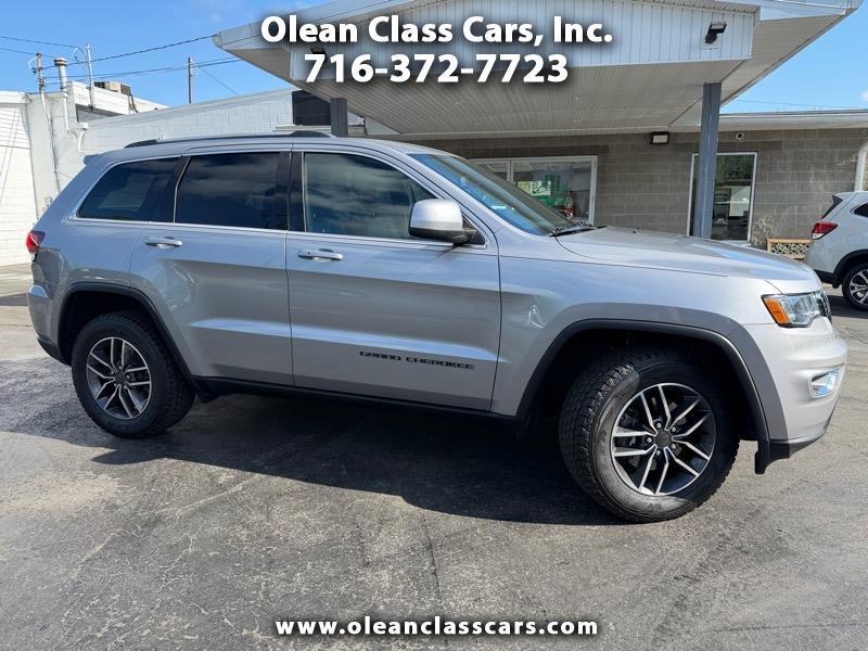 Jeep Grand Cherokee Laredo 4WD 2020