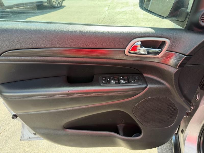 Jeep Grand Cherokee Laredo 4WD 2020