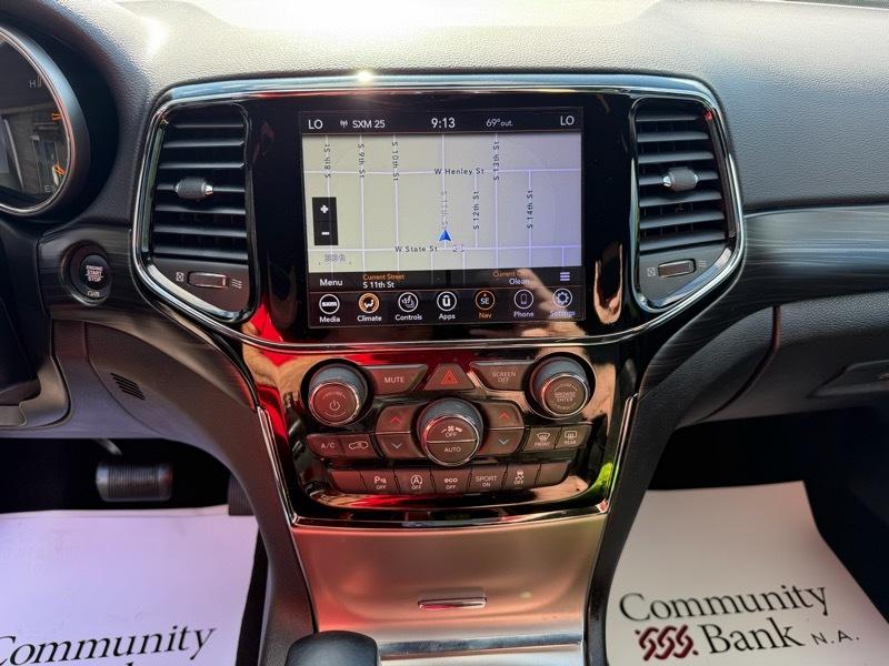 Jeep Grand Cherokee Laredo 4WD 2020